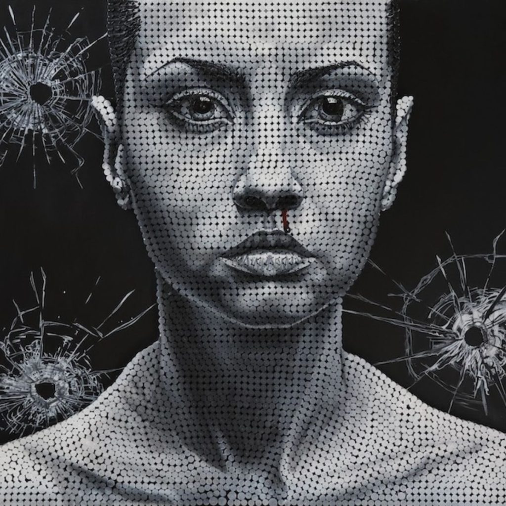 Portrait de l'œuvre Impacts, bullet art réalisé par l'artiste Sabine Jouon pour la collection Résonance
